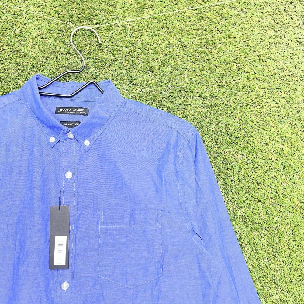 Banana Republic Dress Shirt Mens Medium Grant Fit Oxford Blue Supima Cotton NWT